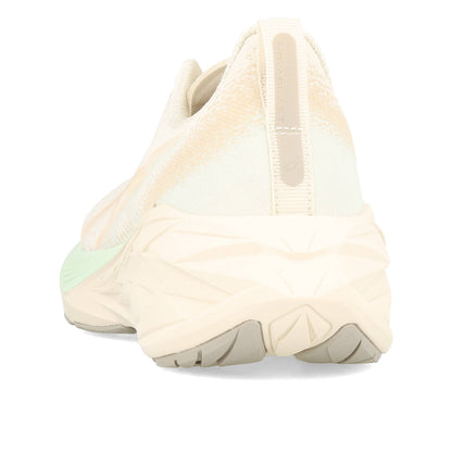 Asics Novablast 4 Damen Oatmeal Moonrock